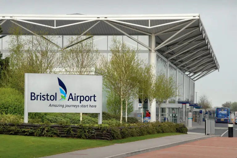 Bristol Airport Taxi Transfer to and from Hereford,Herefordshire